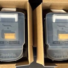 Makita 18vバッテリー2台の画像