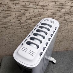 美品 DeLonghi オイルヒーター デロンギ タイマー RHJ65L0712の画像