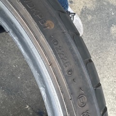 夏タイヤ　20インチの画像