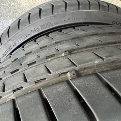 夏タイヤ　20インチの画像