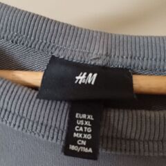 H&Mトレーナーの画像