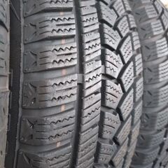 🔶短期出品！2022年...165.70.14....バリ山！スタッドレスの画像