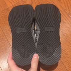 ニューバランスnewbalance u220fkの画像
