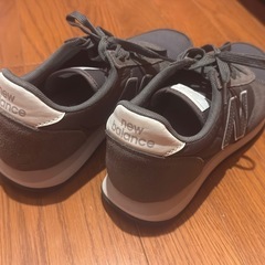 ニューバランスnewbalance u220fkの画像