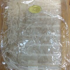 ストール　ベージュの画像