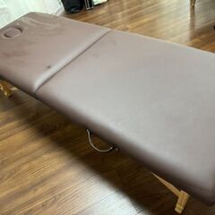 施術専用ベッド、売ります。の画像