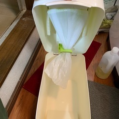 Aprica 09121 紙おむつ処理ポット 消臭タイプ グリーンボディ 消臭 抗菌 消臭の画像