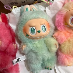 ラブブ　正規品の画像