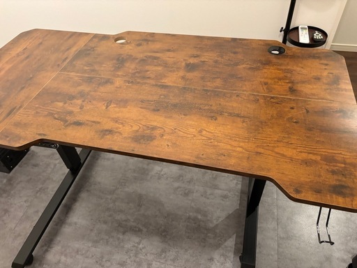 【値下げ中】昇降電動デスク PCですデスク