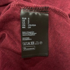 H&M メンズ　Tシャツの画像