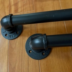 140cm 黒い工業用パイプ 2本 錬鉄製 階段手すり 屋外手すり 未使用品の画像