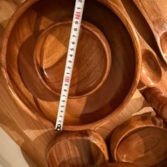 【おしゃれ木製食器セット】サラダボウル・プレート・カトラリー付き／カフェ風インテリアにの画像