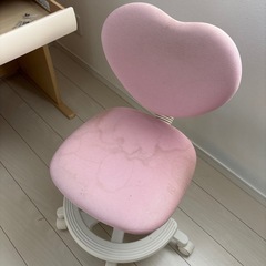 ニトリ　組み合わせデスク　女の子　の画像