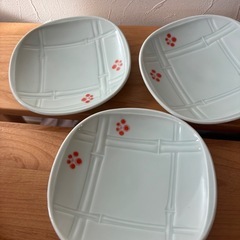 皿の画像