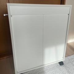 【美品】キャスター付き隙間ラックの画像