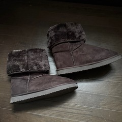 ムートンブーツの画像
