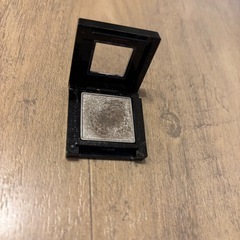早い者勝ち✨お🉐にお買い物🎶激安‼️✨Visee KATE✨シングルアイシャドウの画像