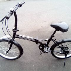 折りたたみ自転車　変速．　2０インチ　黒の画像