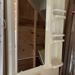 洗面台　内装　リフォーム　不動産　トイレ　設備内装DIY クロス　鏡の画像