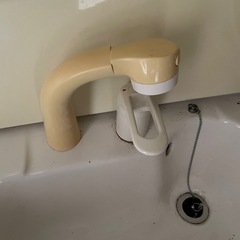 洗面台　内装　リフォーム　不動産　トイレ　設備内装DIY クロス　鏡の画像