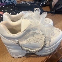 厚底靴の画像