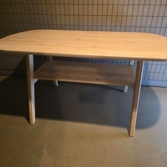 Ikea イケア　Halvdanダイニングテーブルの画像