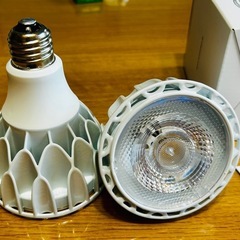 BRIM(ブリム) LUNA 24W 植物育成ライト LED E26口金 フルスペクトル (LUNA 白色系 (5800K)の画像