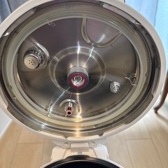 LIVCETRA 電気圧力鍋 LPC-T20/Wの画像