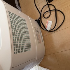 hx-j120-w加湿せらみっくふぁんひーたーセラミックファンヒーターの画像