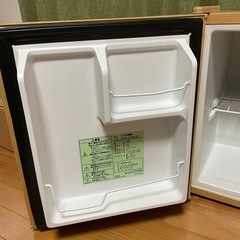 【超美品】木目調1ドア冷蔵庫　パーソナル冷蔵庫　の画像