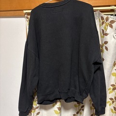 13month トレーナーの画像