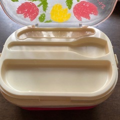 お弁当箱2点の画像