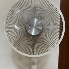 TOSHIBA 扇風機　F-DLP100 2012年製の画像