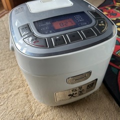 炊飯器の画像