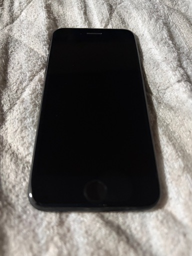 iPhone SE第2世代　128GB