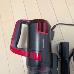 アイリスオーヤマ掃除機の画像
