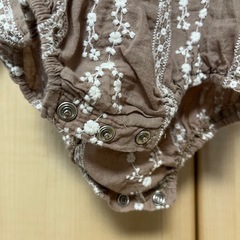 ロンパース60〜70サイズ刺繍付きでとても可愛いです💛の画像