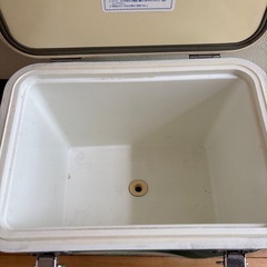 釣具　クーラーボックス→三連休限定500円の画像