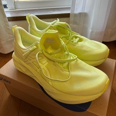 アシックス　ノヴァブラスト5
の画像