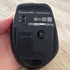 バッファロー ワイヤレスマウス premium fitの画像