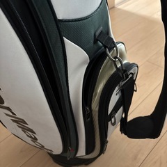 taylormadeゴルフバッグキャディバッグの画像
