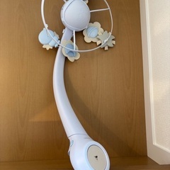 ベッドに挟むおもちゃの画像