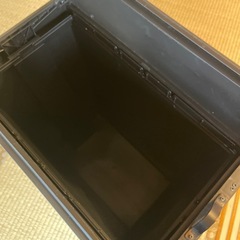 ゴミ箱の画像