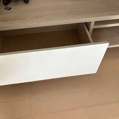 テレビボードの画像