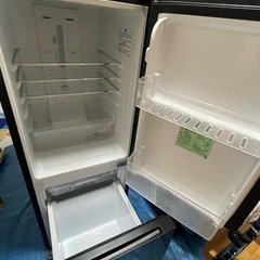 【一人暮らし向け】Hisense冷蔵庫　2020年製　154L
の画像