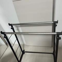 洋服ラックの画像