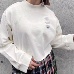 PAGEBOY クロップドスウェットの画像
