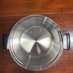新品・未使用アムウェイクィーン4Lシチューパンセットの画像