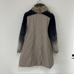 コートファー付きの画像