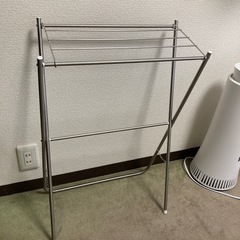 【0円】物干し　アルミ製　の画像